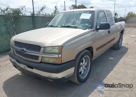 2004 Chevrolet Silverado 1500 Ls z USA, uszkodzony, nr VIN 2GCEC19V141231436